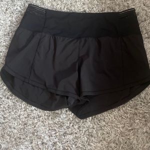 Lululemon run before dawn run short size 12